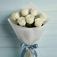 Букет 7 Белых роз Эдлесс Лав в Исилькуле