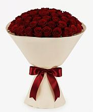 Букет 101 Бордовая роза Блэк Бакарра в Исилькуле