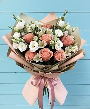 Букет цветов из:  Розы, Альстромерии и Лизиантусы в Исилькуле