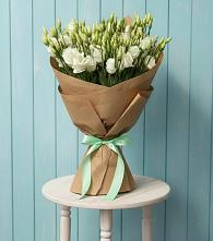 Букет цветов из:  Лизиантусы в Исилькуле