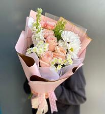 Букет цветов из:  Хризантемы и Розы в Исилькуле