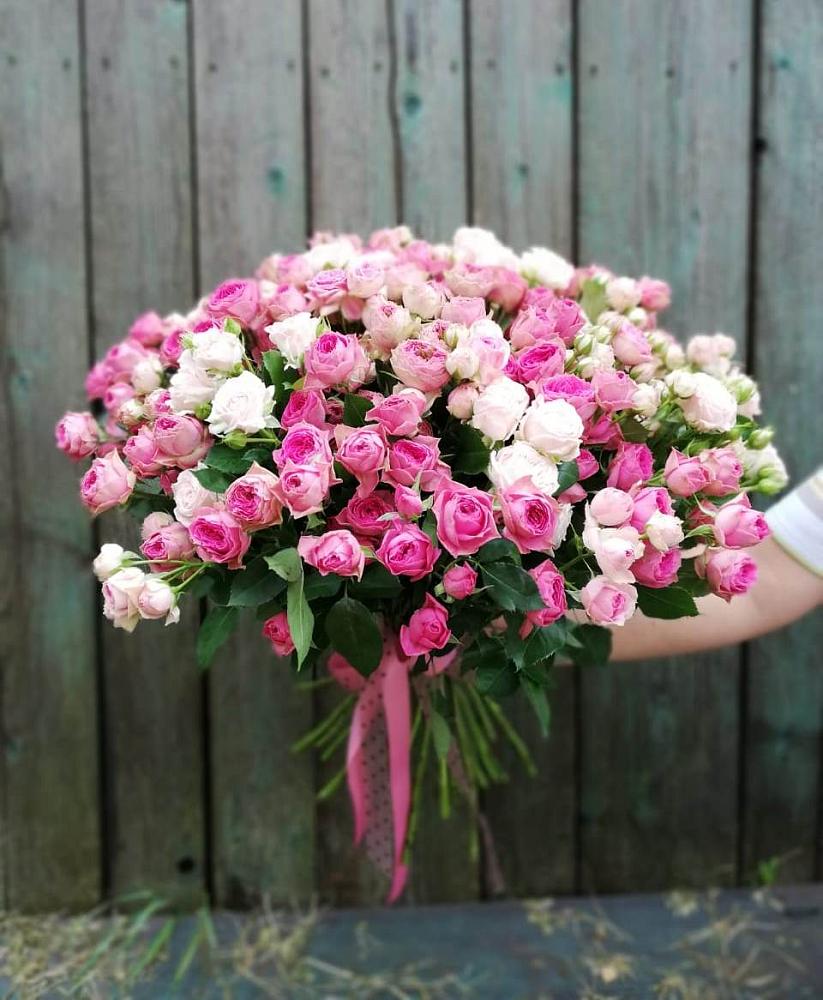 Букет Розовые кустовые розы Натали и Лав Лидия в Исилькуле