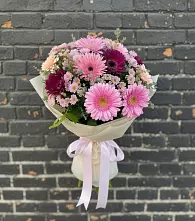 Букет цветов из:  Герберы и Хризантемы в Исилькуле