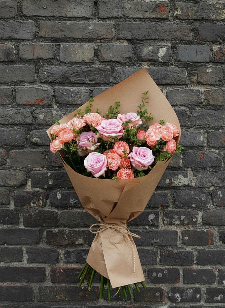 Букет цветов из: Розы в Исилькуле