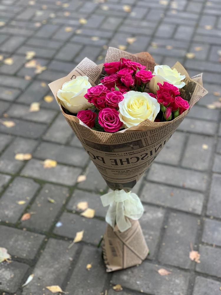 Букет цветов из: Розы в Исилькуле