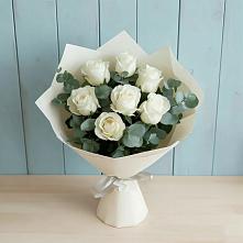 Букет Белые розы в Эвкалипте в Исилькуле